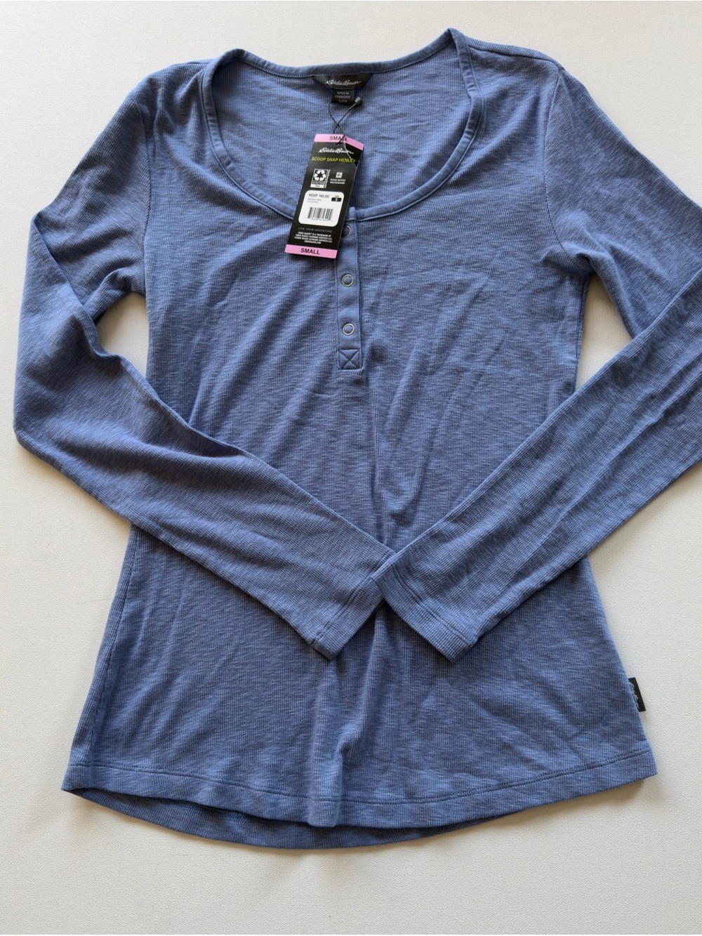 NWT Women's Eddie Bauer Henley LS Scoop Snap Size Small (D2)